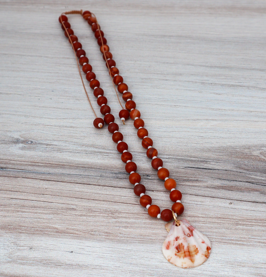 Matte Carnelian & Pectin Shell Beaded Necklace